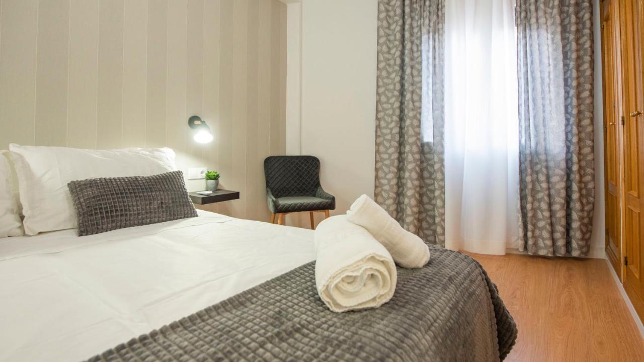 El Sueno De Carmelitas Con Parking Incluido - Apartamentos Aloha Toledo Zewnętrze zdjęcie