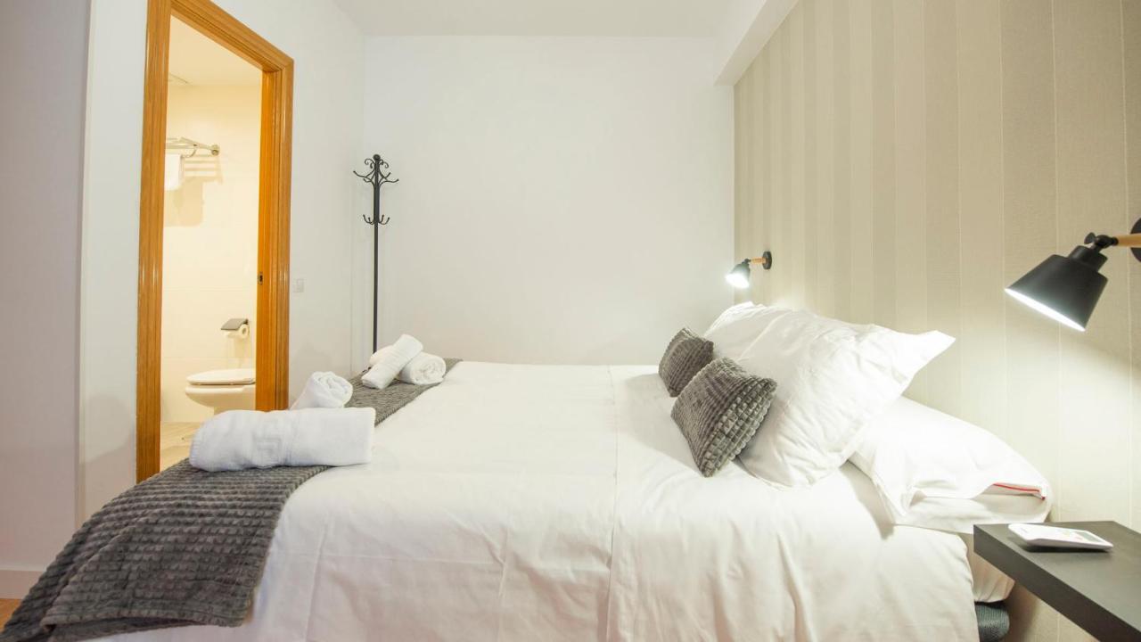 El Sueno De Carmelitas Con Parking Incluido - Apartamentos Aloha Toledo Zewnętrze zdjęcie